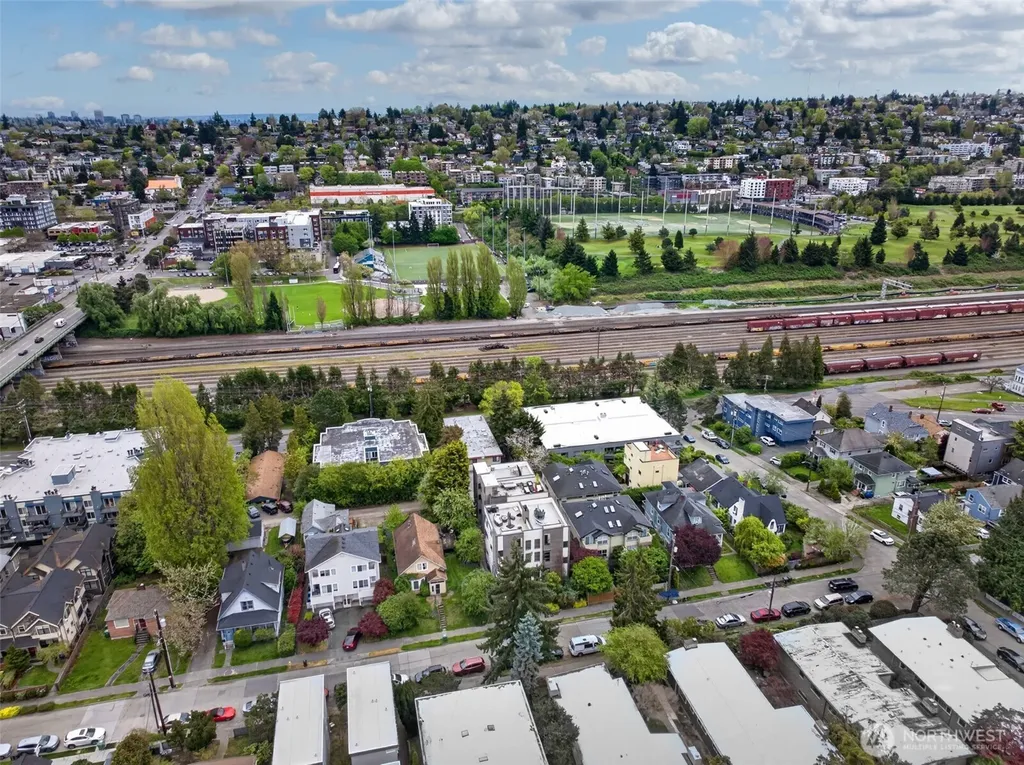 3014 21st Avenue W Seattle WA 98199