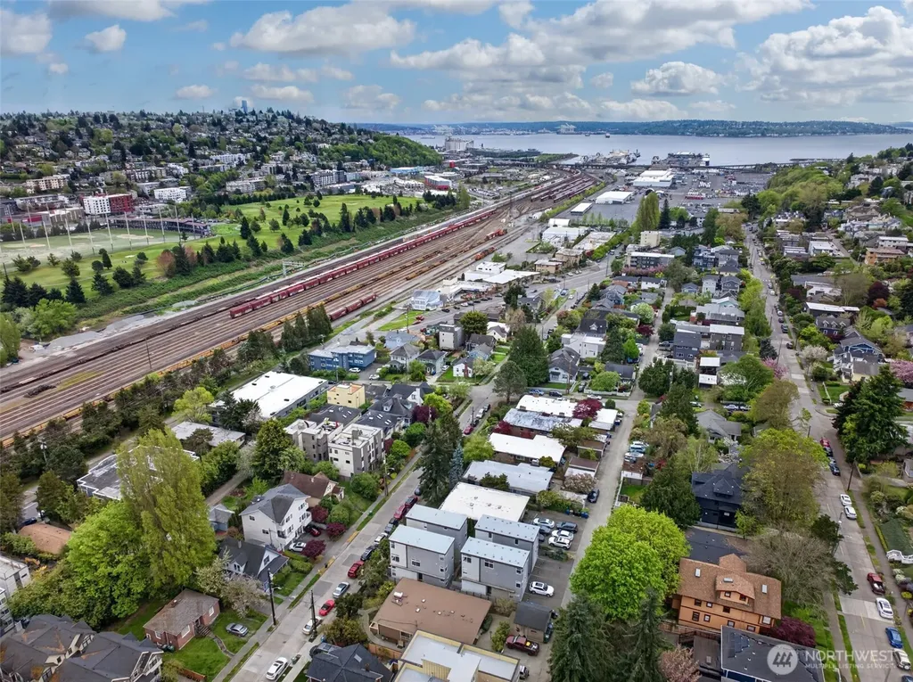 3014 21st Avenue W Seattle WA 98199