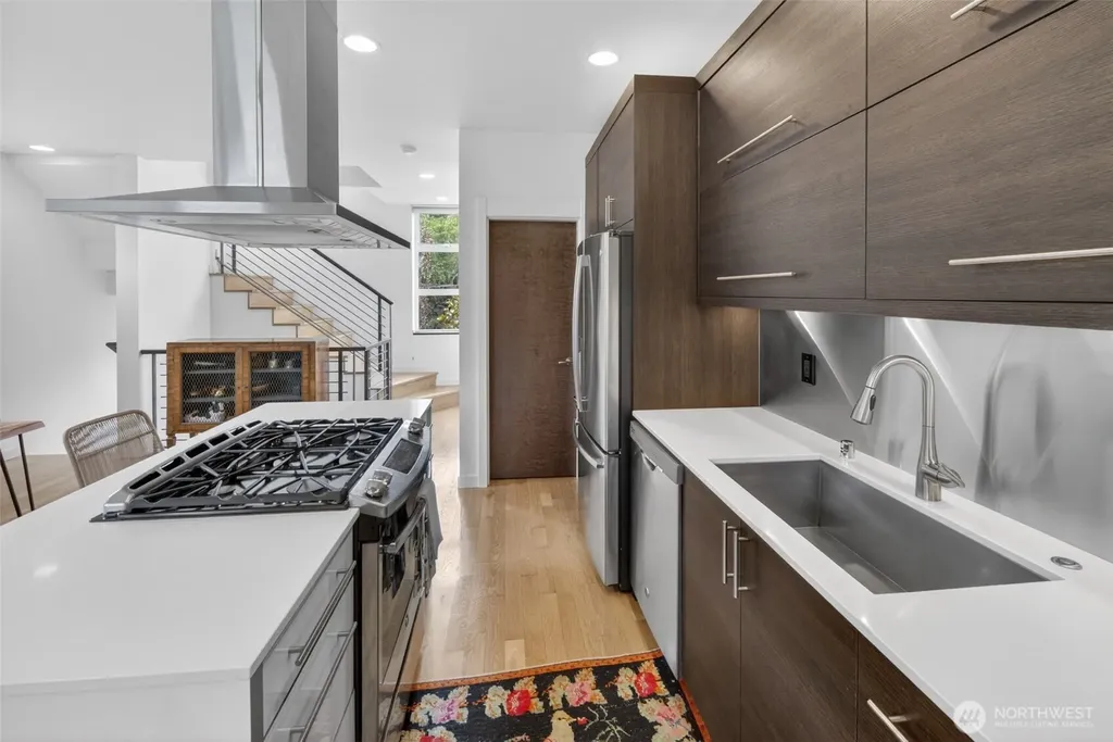 3014 21st Avenue W Seattle WA 98199
