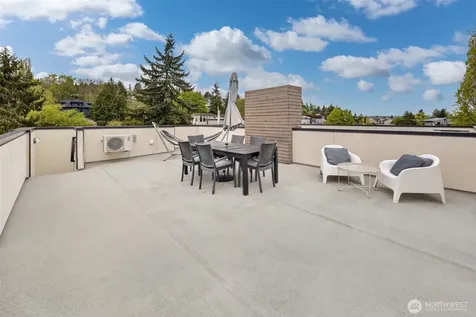 3014 21st Avenue W Seattle WA 98199
