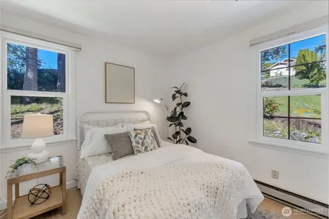 9827 22nd Avenue SW Seattle WA 98106