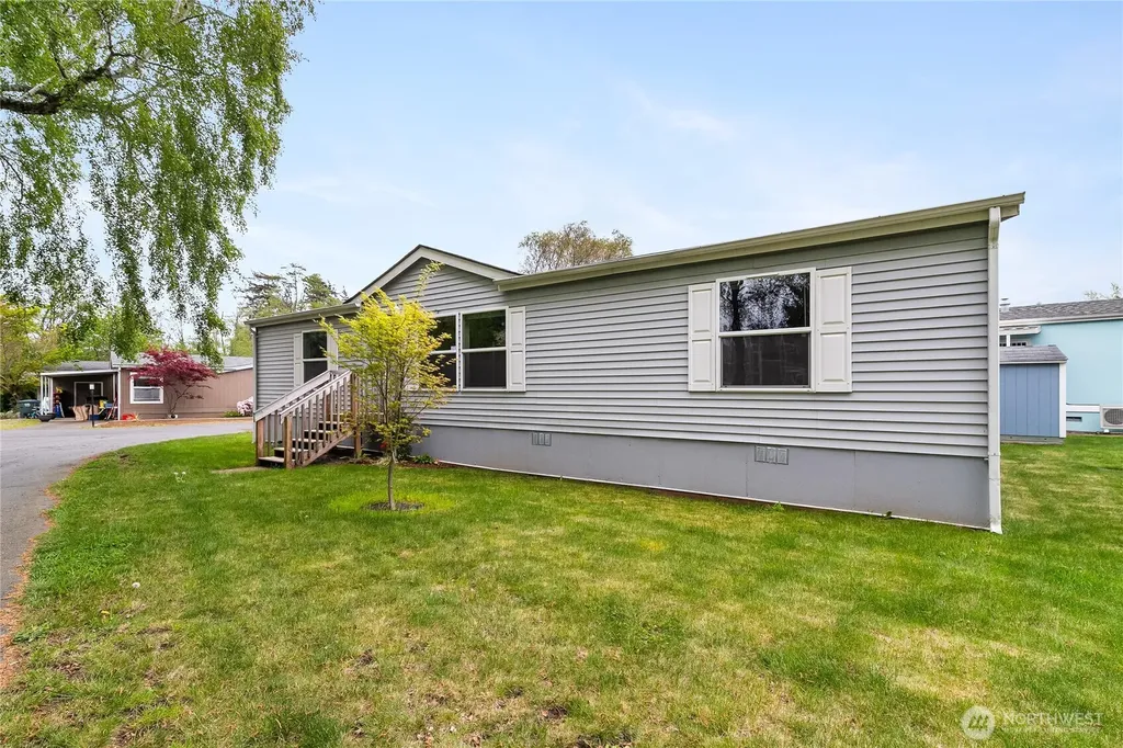 2350 Douglas Road Ferndale WA 98248