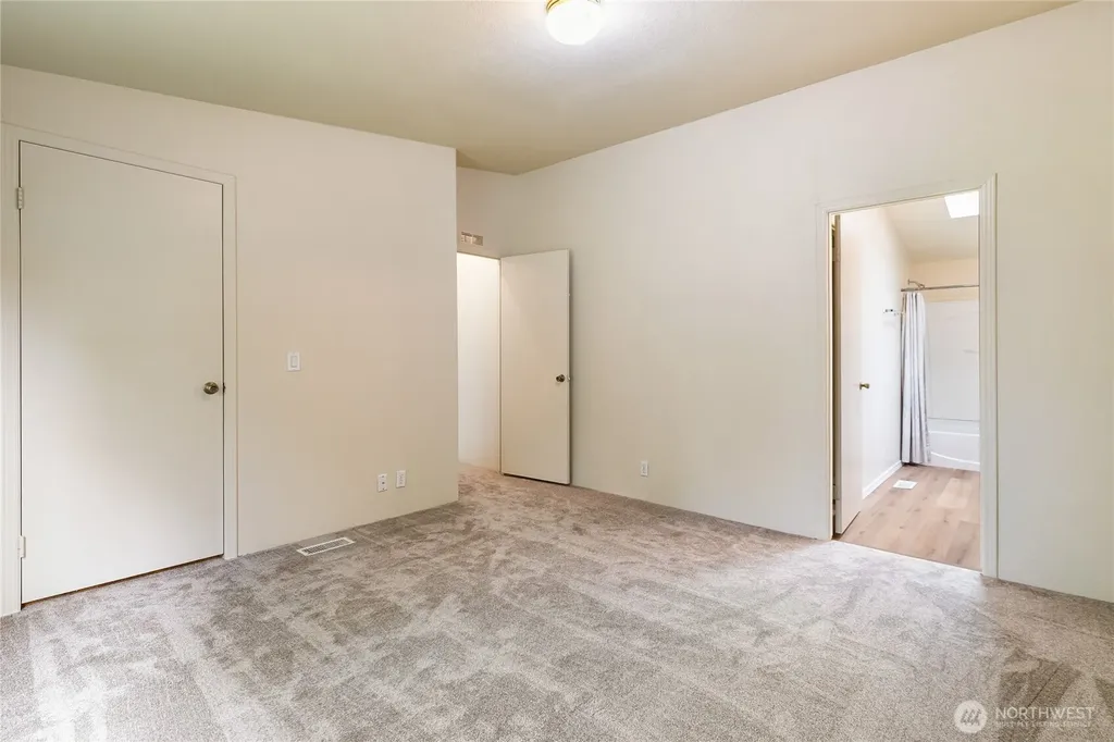 2350 Douglas Road Ferndale WA 98248