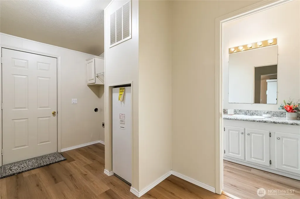2350 Douglas Road Ferndale WA 98248