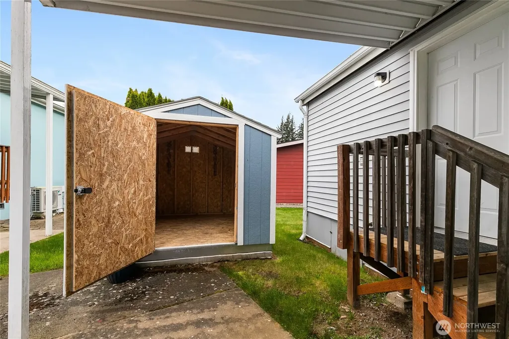 2350 Douglas Road Ferndale WA 98248
