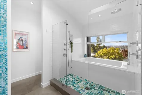3451 10th Avenue W Seattle WA 98119