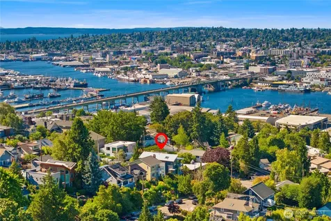 3451 10th Avenue W Seattle WA 98119