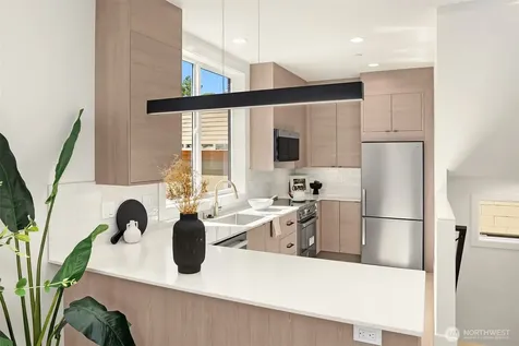4419 2nd Avenue NE Seattle WA 98105