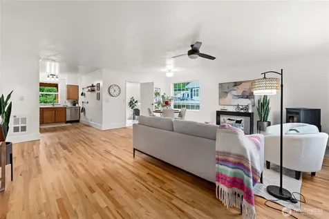 23114 29th Avenue W Brier WA 98036