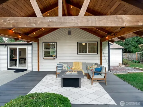 23114 29th Avenue W Brier WA 98036