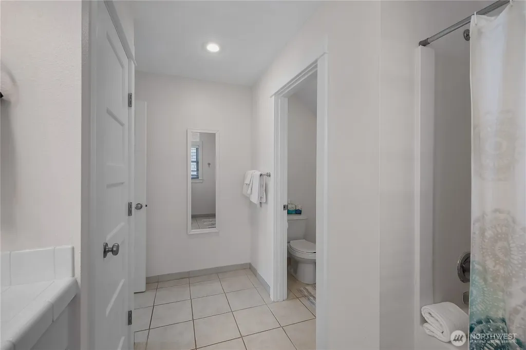 34 Seastar Lane Pacific Beach WA 98571