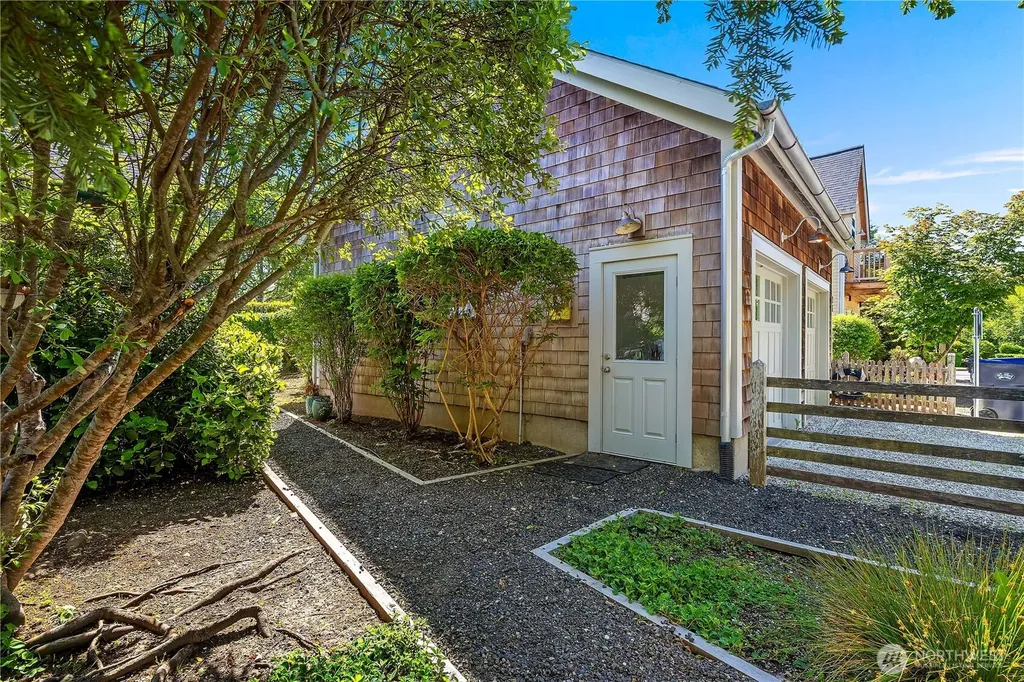 34 Seastar Lane Pacific Beach WA 98571