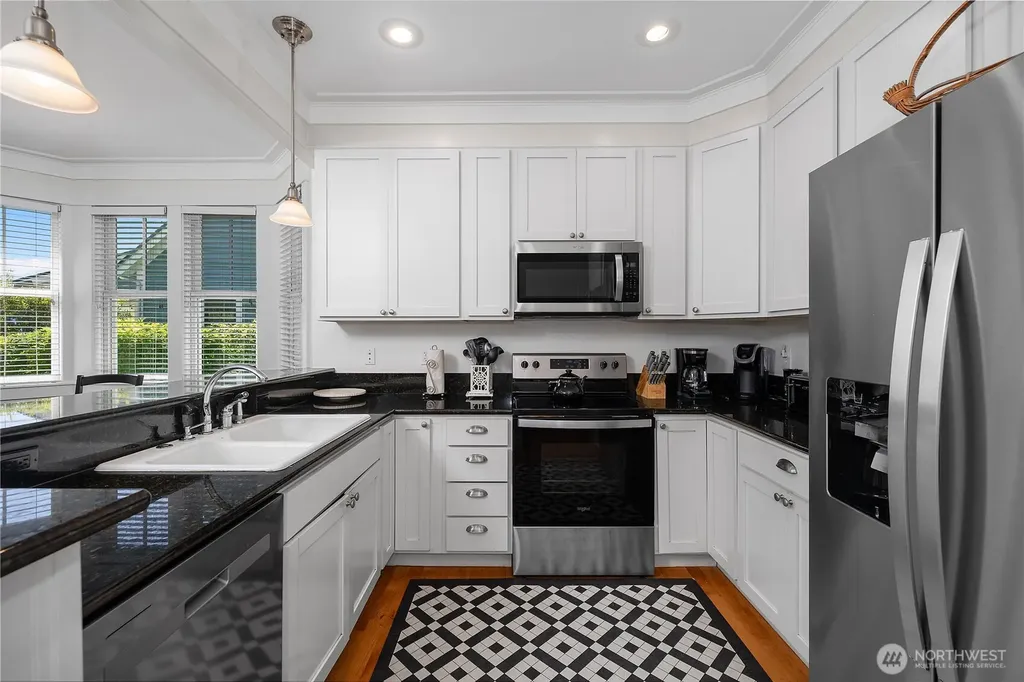 34 Seastar Lane Pacific Beach WA 98571