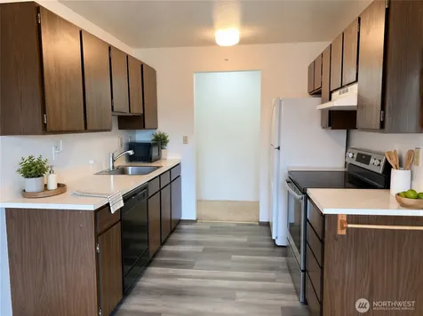 8848 Interlake Avenue N Seattle WA 98103