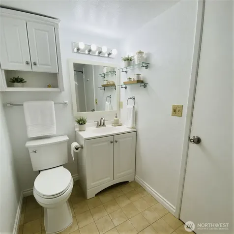 8848 Interlake Avenue N Seattle WA 98103