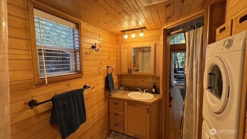 1546 Reservation Road SE Olympia WA 98513