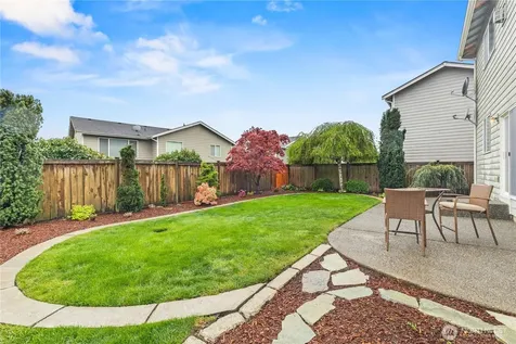 25499 SE 274th Place Maple Valley WA 98038