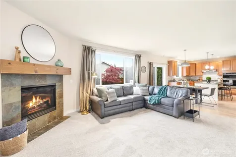 25499 SE 274th Place Maple Valley WA 98038