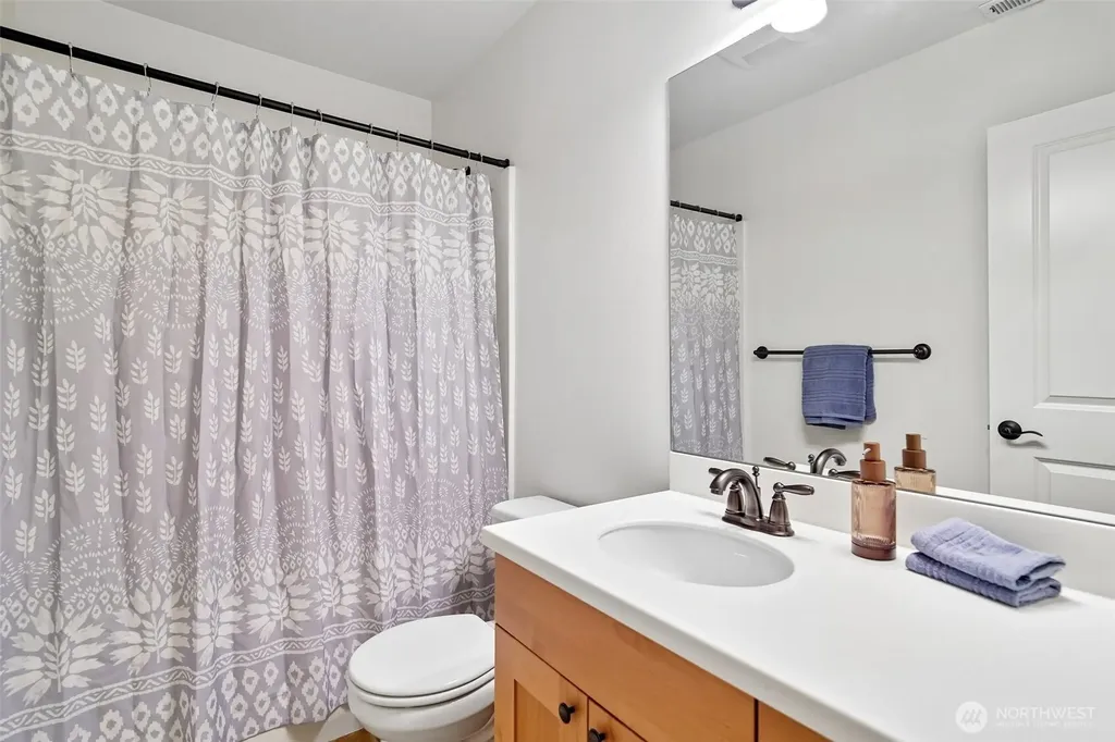 2166 NE Morgan Lane Issaquah WA 98029