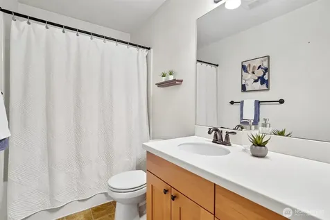 2166 NE Morgan Lane Issaquah WA 98029