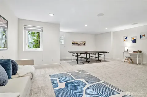 2166 NE Morgan Lane Issaquah WA 98029