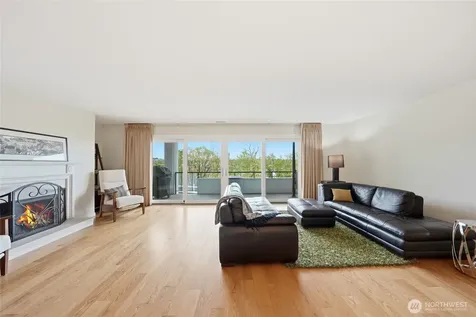 2565 Dexter Avenue N Seattle WA 98109