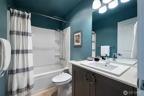 9725 10th Place SW Seattle WA 98106