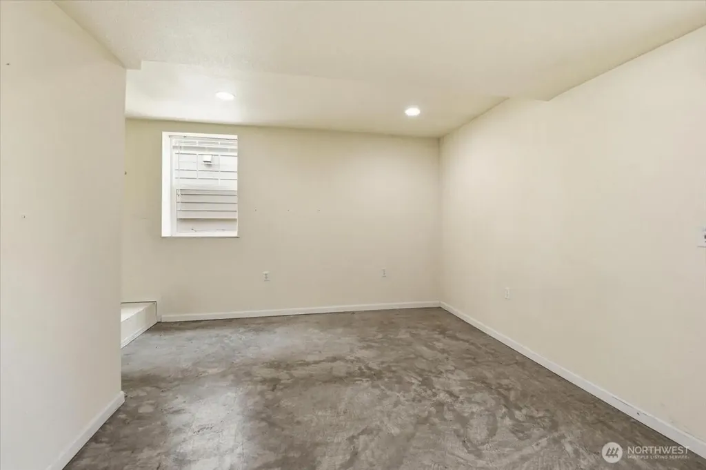 308 NE 50th Street Seattle WA 98105
