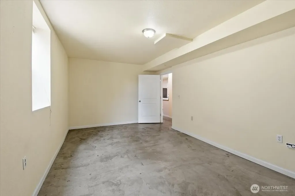 308 NE 50th Street Seattle WA 98105