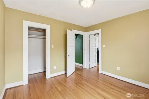 308 NE 50th Street Seattle WA 98105