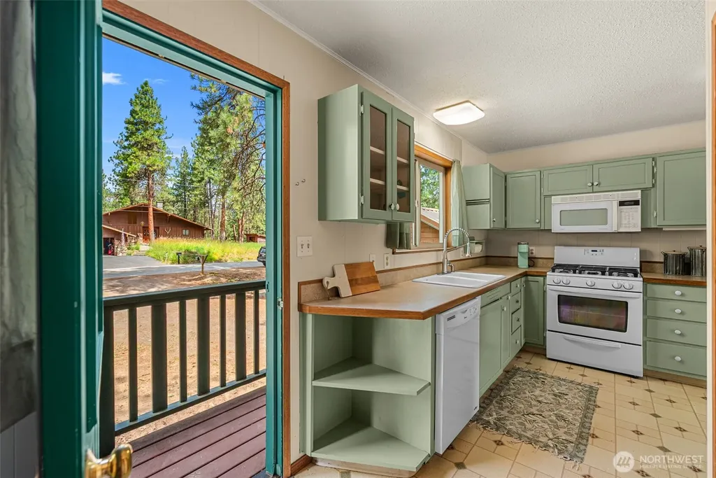 11655 River Bend Drive Leavenworth WA 98826