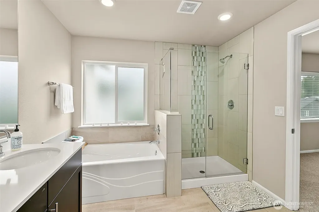 19121 129th Street E Bonney Lake WA 98391
