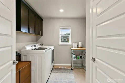19121 129th Street E Bonney Lake WA 98391