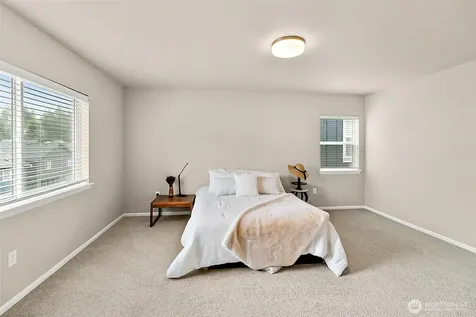 19121 129th Street E Bonney Lake WA 98391