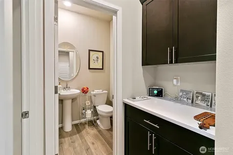 19121 129th Street E Bonney Lake WA 98391