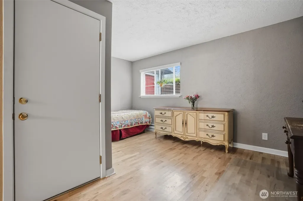 3202 Crystal Springs Road W University Place WA 98466