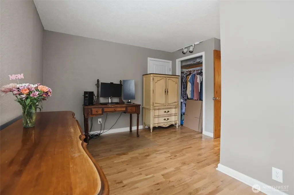 3202 Crystal Springs Road W University Place WA 98466