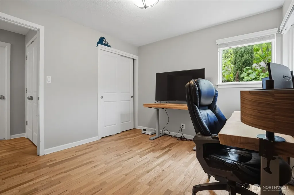 3202 Crystal Springs Road W University Place WA 98466