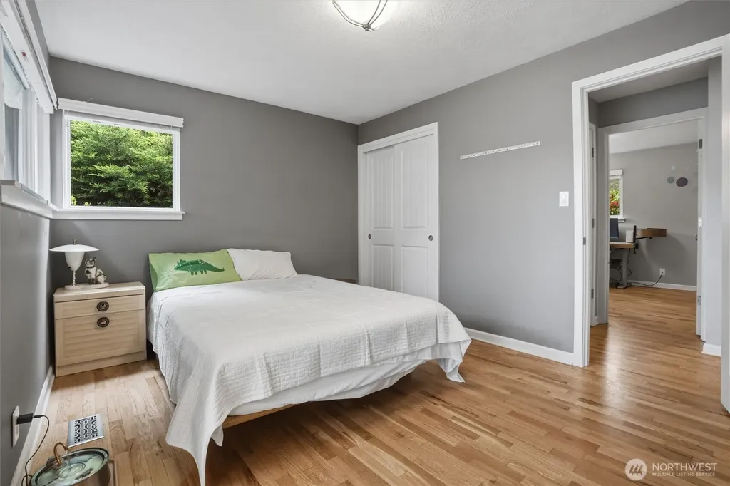 3202 Crystal Springs Road W University Place WA 98466