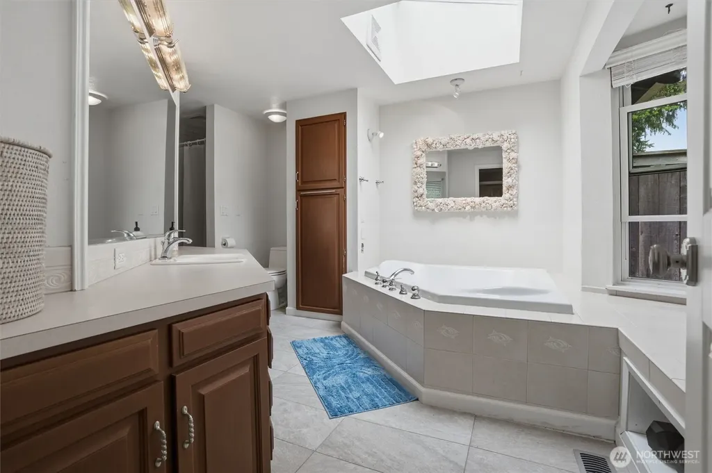 3202 Crystal Springs Road W University Place WA 98466