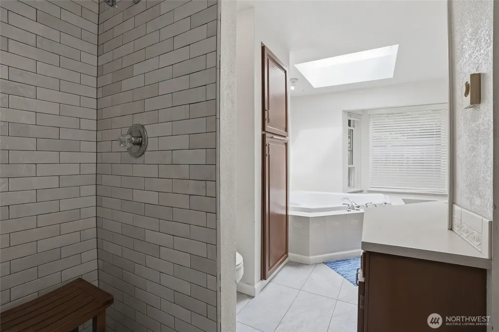 3202 Crystal Springs Road W University Place WA 98466