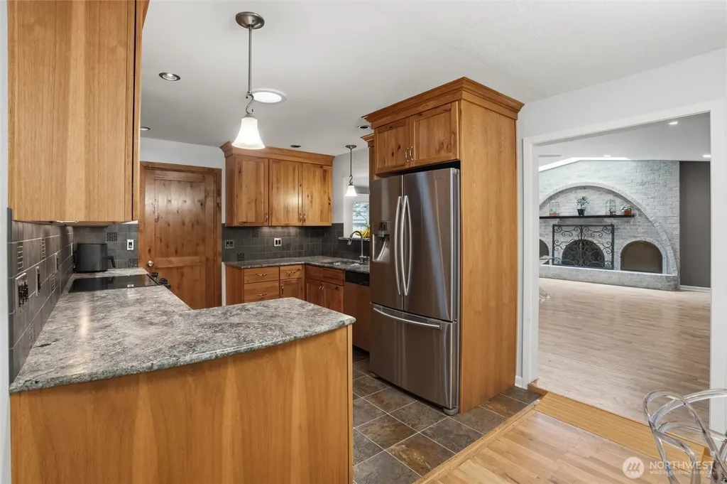 3202 Crystal Springs Road W University Place WA 98466