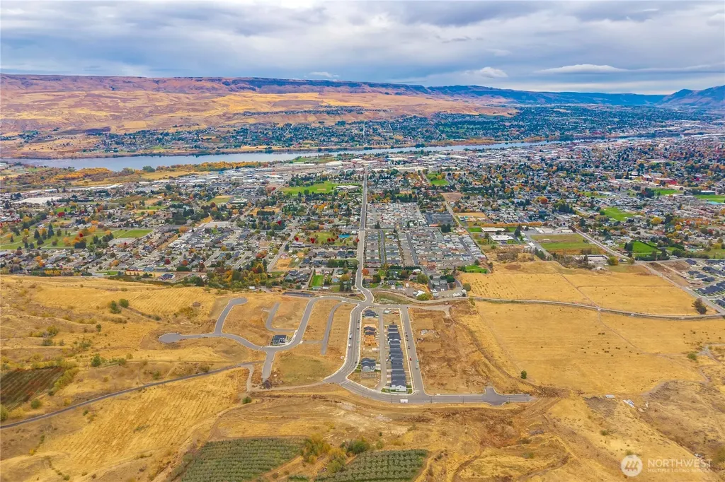 2125 Maple Street Wenatchee WA 98801