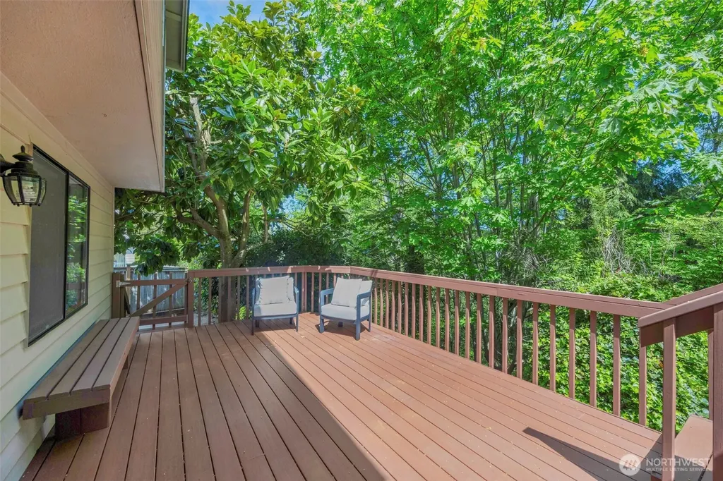 5513 104th Place SW Mukilteo WA 98275