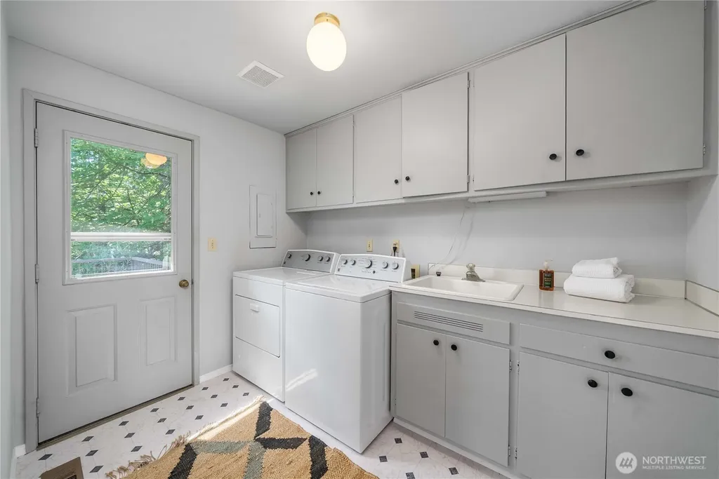 4919 S 360th Street Auburn WA 98001