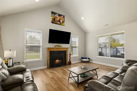 370 Deer Meadow Drive Cle Elum WA 98922
