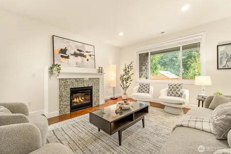 17903 33rd Avenue SE Bothell WA 98012