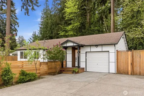 10404 Jovita Blvd E Edgewood WA 98372