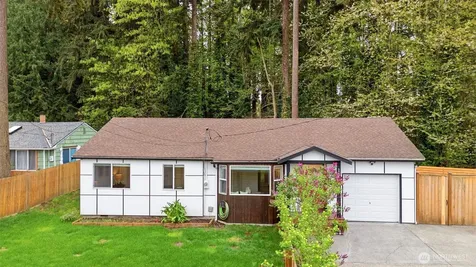 10404 Jovita Blvd E Edgewood WA 98372