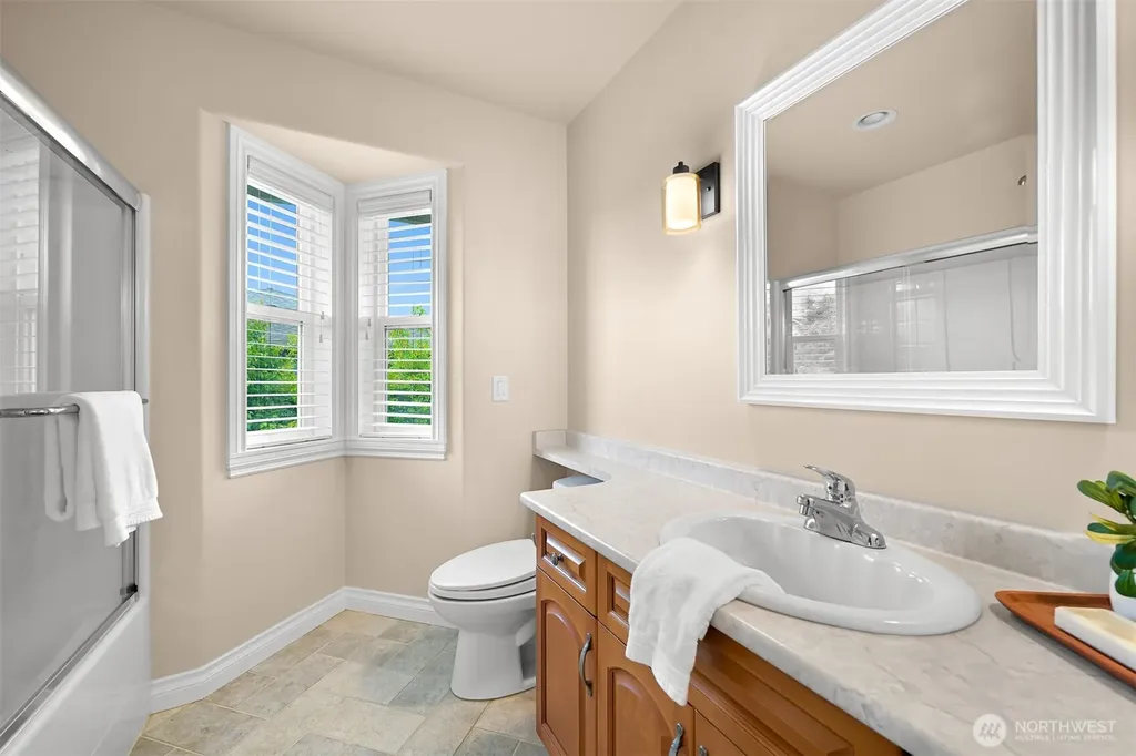 4743 S Golf Course Drive Blaine WA 98230